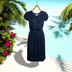 Diane von Furstenberg Navy Akari Stretch Silk Mock Wrap Dress Sz 8 EUC